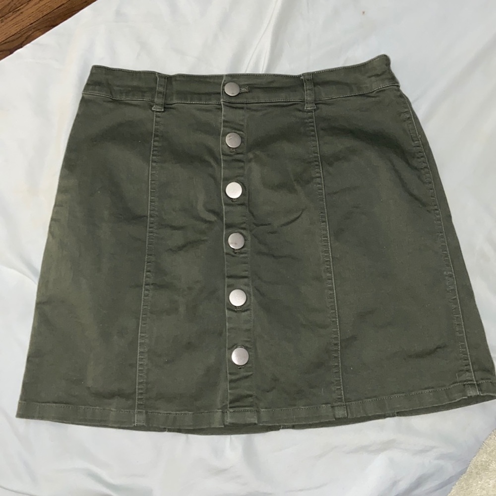 Green jean skirt. Size small